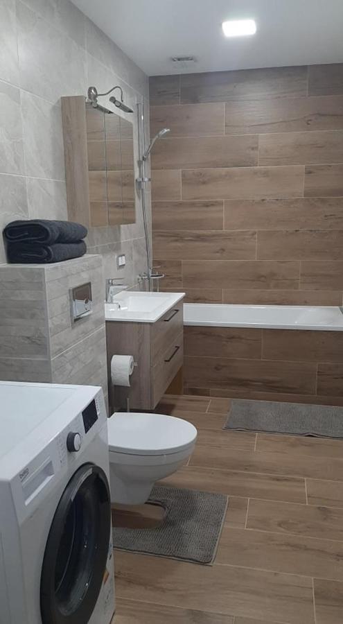 Jaukus Apartamentai Centre Шяуляй Экстерьер фото