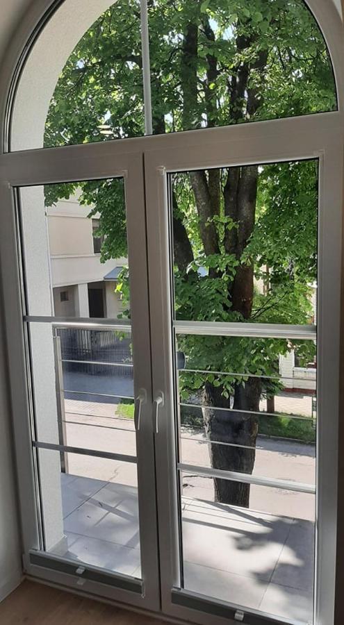 Jaukus Apartamentai Centre Шяуляй Экстерьер фото